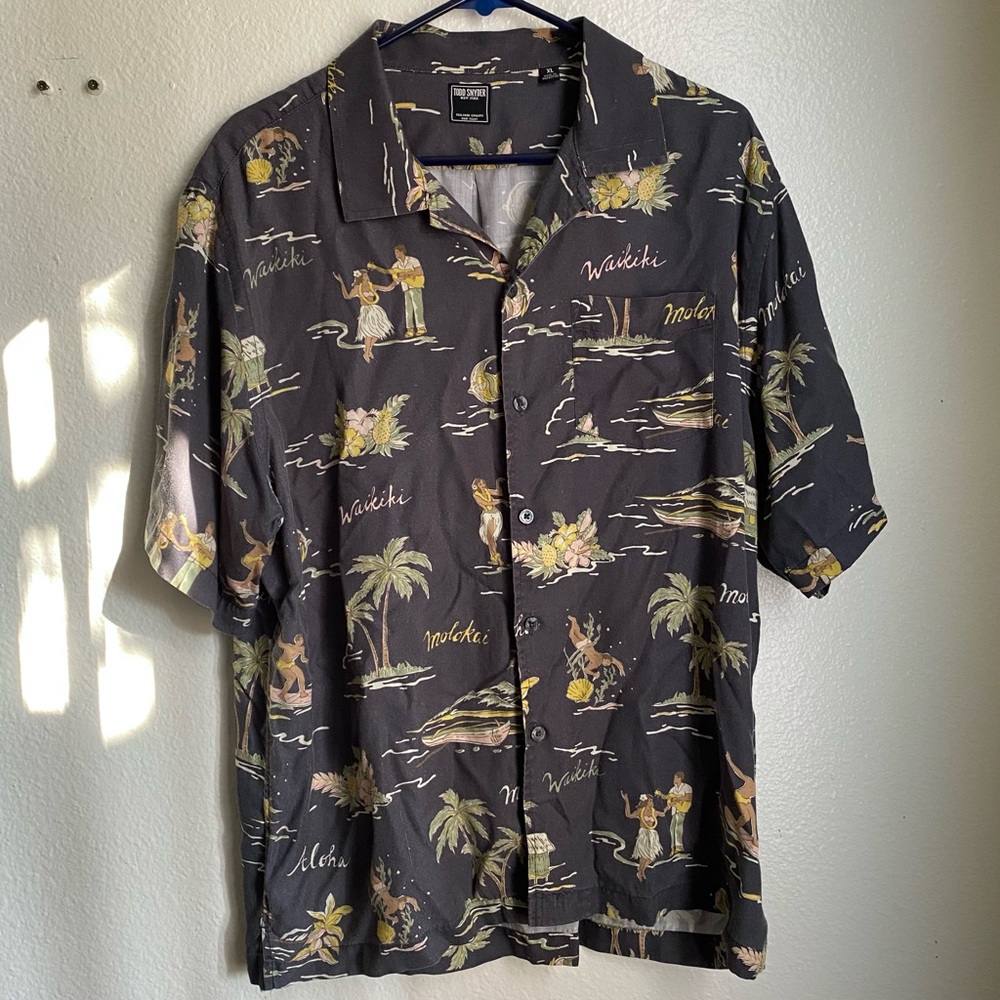 🟢SOLD🟢 Todd Synder Camp Collar XL Aloha Print Mens Hawaiian Button Up Shirt